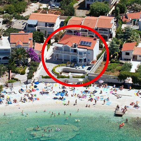 Family Friendly Apartments With A Swimming Pool Rogoznica - 7557 מראה חיצוני תמונה