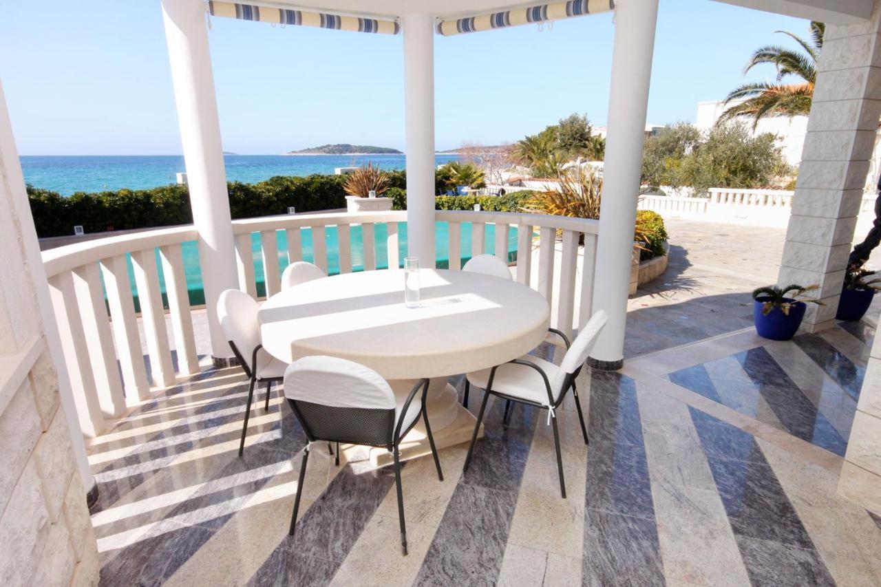 Family Friendly Apartments With A Swimming Pool Rogoznica - 7557 מראה חיצוני תמונה