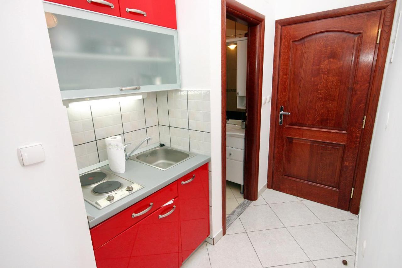 Family Friendly Apartments With A Swimming Pool Rogoznica - 7557 מראה חיצוני תמונה