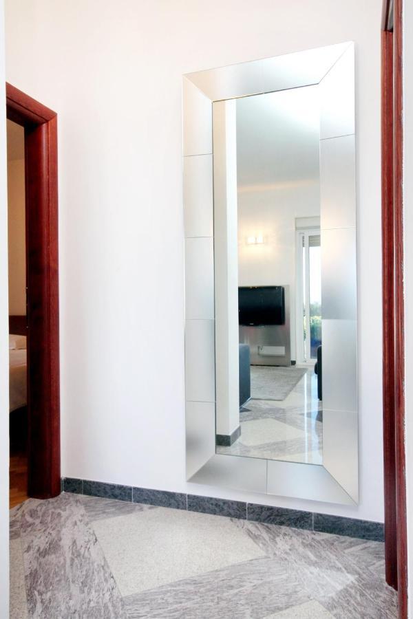 Family Friendly Apartments With A Swimming Pool Rogoznica - 7557 מראה חיצוני תמונה