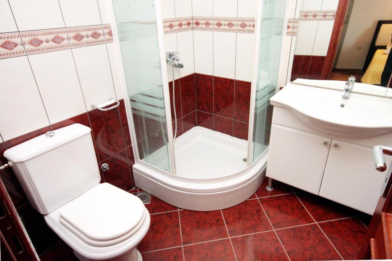 Family Friendly Apartments With A Swimming Pool Rogoznica - 7557 מראה חיצוני תמונה