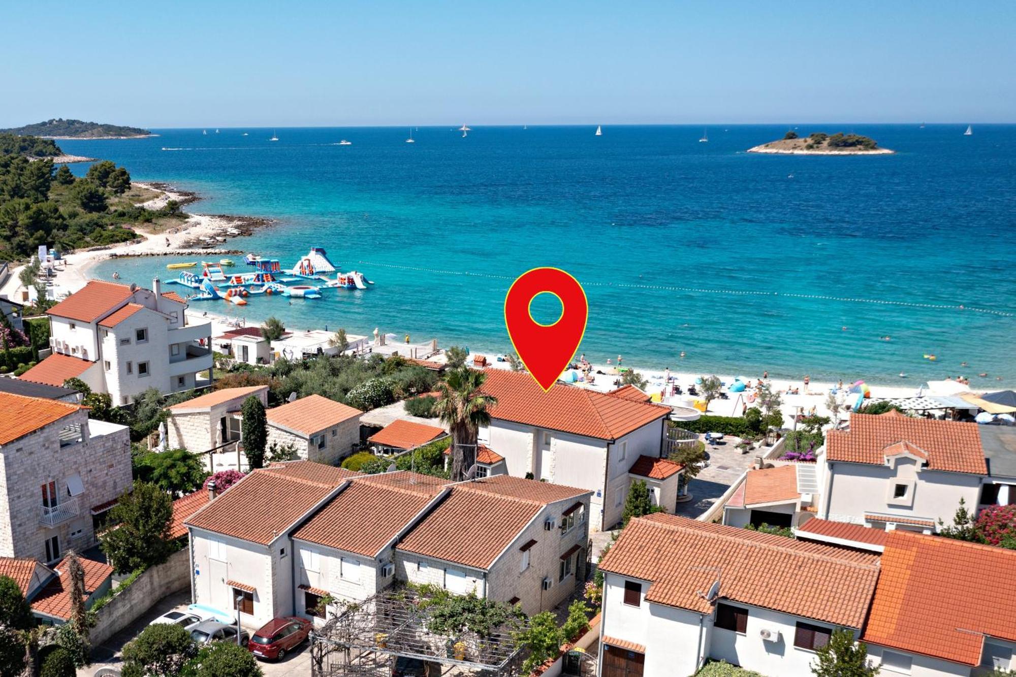 Family Friendly Apartments With A Swimming Pool Rogoznica - 7557 מראה חיצוני תמונה